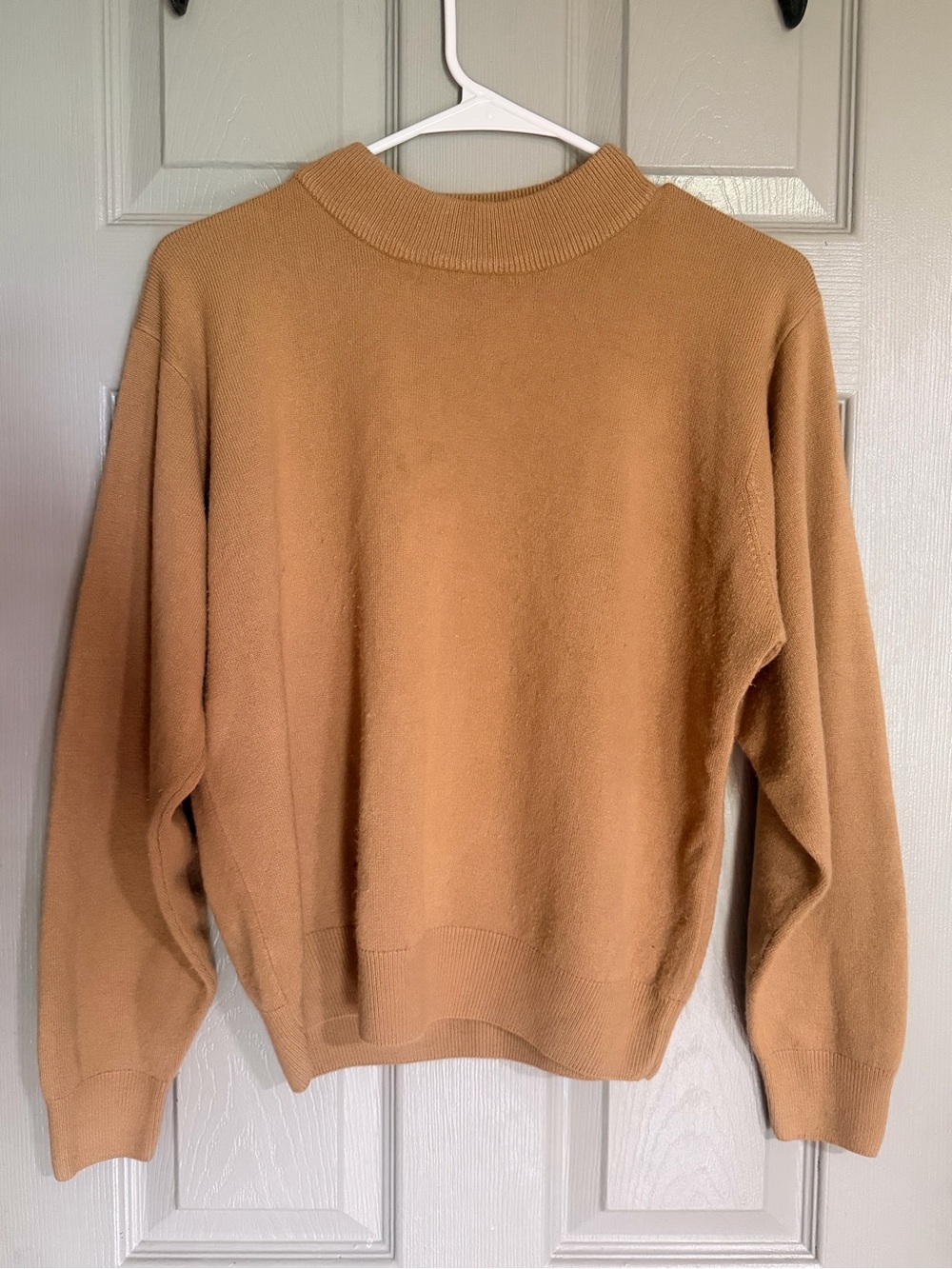 Sag Harbor Men's Crewneck Sweater in Camel Brown